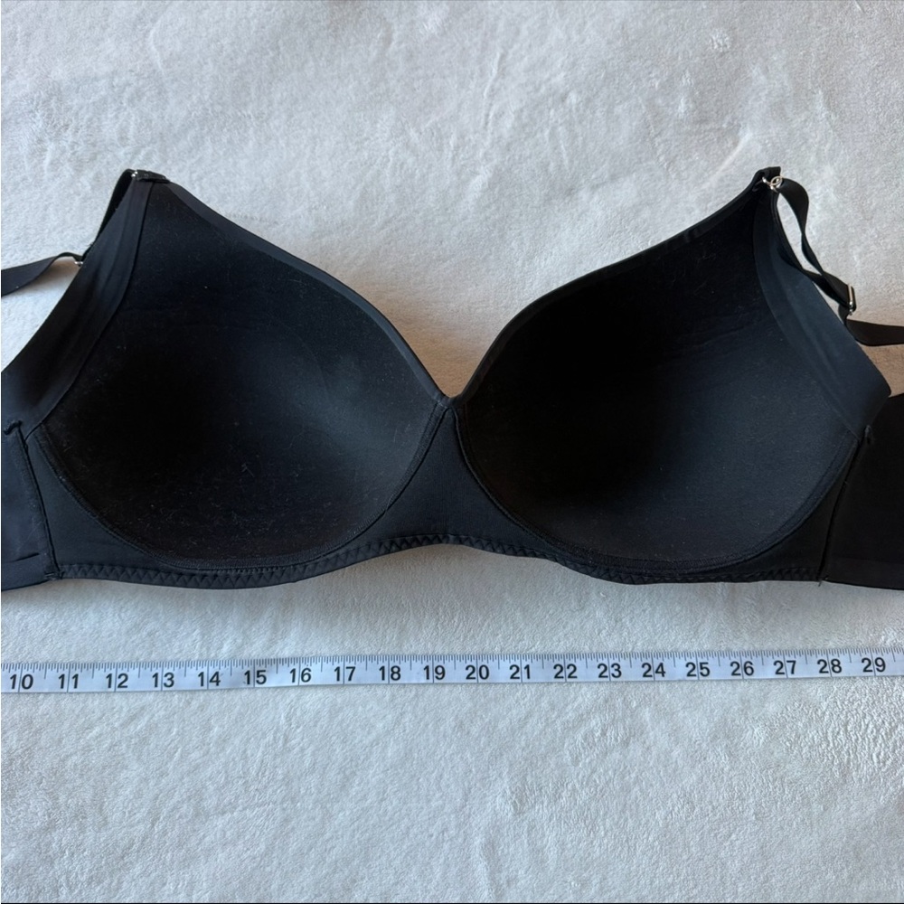 La Vie En Rose Black Bra 42DD Lightly Lined Wireless Sleek Back Bra NWOT - Picture 9 of 11
